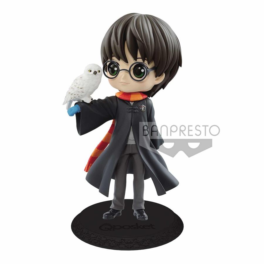 FIGURA HARRY POTTER CON HEDWIG QPOSKET | 3296580852789 | Galatea Llibres | Librería online de Reus, Tarragona | Comprar libros en catalán y castellano online