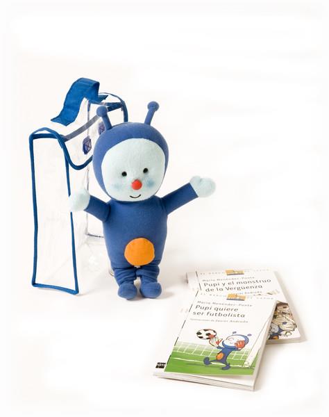 PUPI 2 LIBROS + PELUCHE PUPI QUIERE SER FUTBOLISTA / PUPI Y | 9788467543711 | MENENDEZ PONTE, MARIA | Galatea Llibres | Llibreria online de Reus, Tarragona | Comprar llibres en català i castellà online