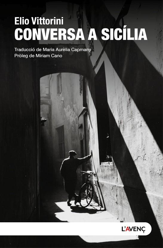 CONVERSA A SICÍLIA | 9788418680687 | VITTORINI, ELIO | Galatea Llibres | Librería online de Reus, Tarragona | Comprar libros en catalán y castellano online