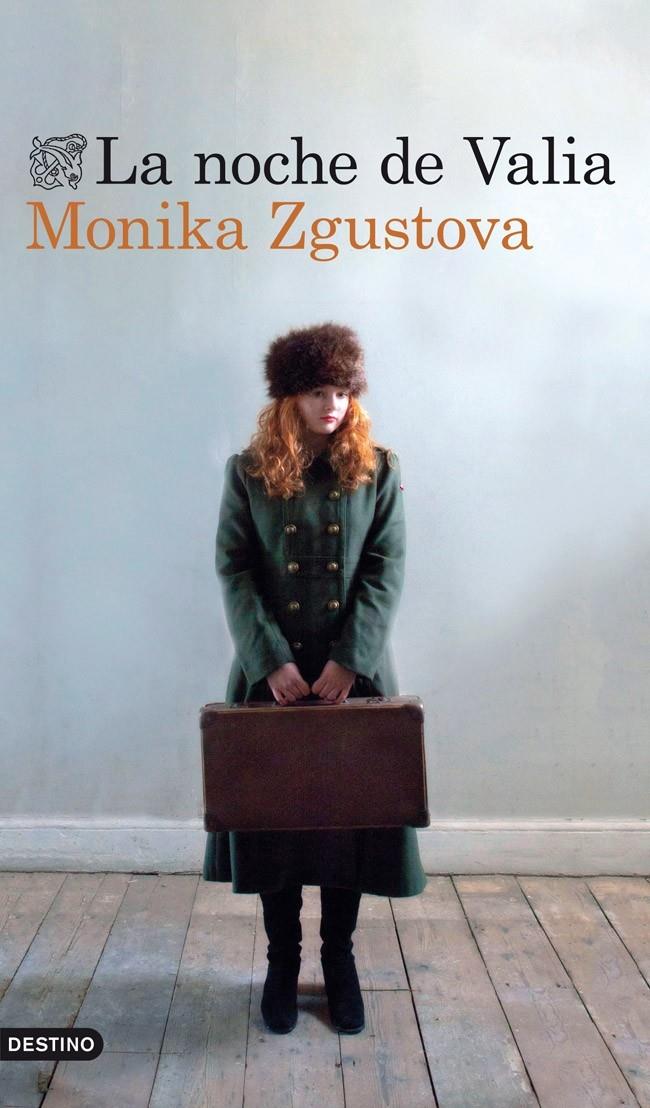 LA NOCHE DE VALIA | 9788423346318 | ZGUSTOVA, MONIKA | Galatea Llibres | Librería online de Reus, Tarragona | Comprar libros en catalán y castellano online