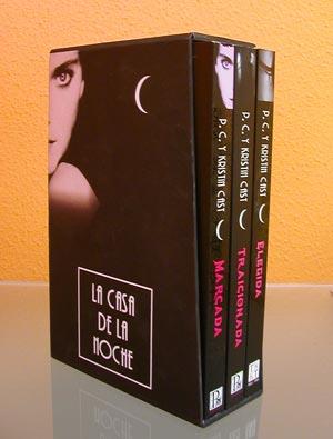 ESTUCHE LA CASA DE LA NOCHE | 9788498005301 | CAST, P.C./ CAST, KRISTIN | Galatea Llibres | Librería online de Reus, Tarragona | Comprar libros en catalán y castellano online