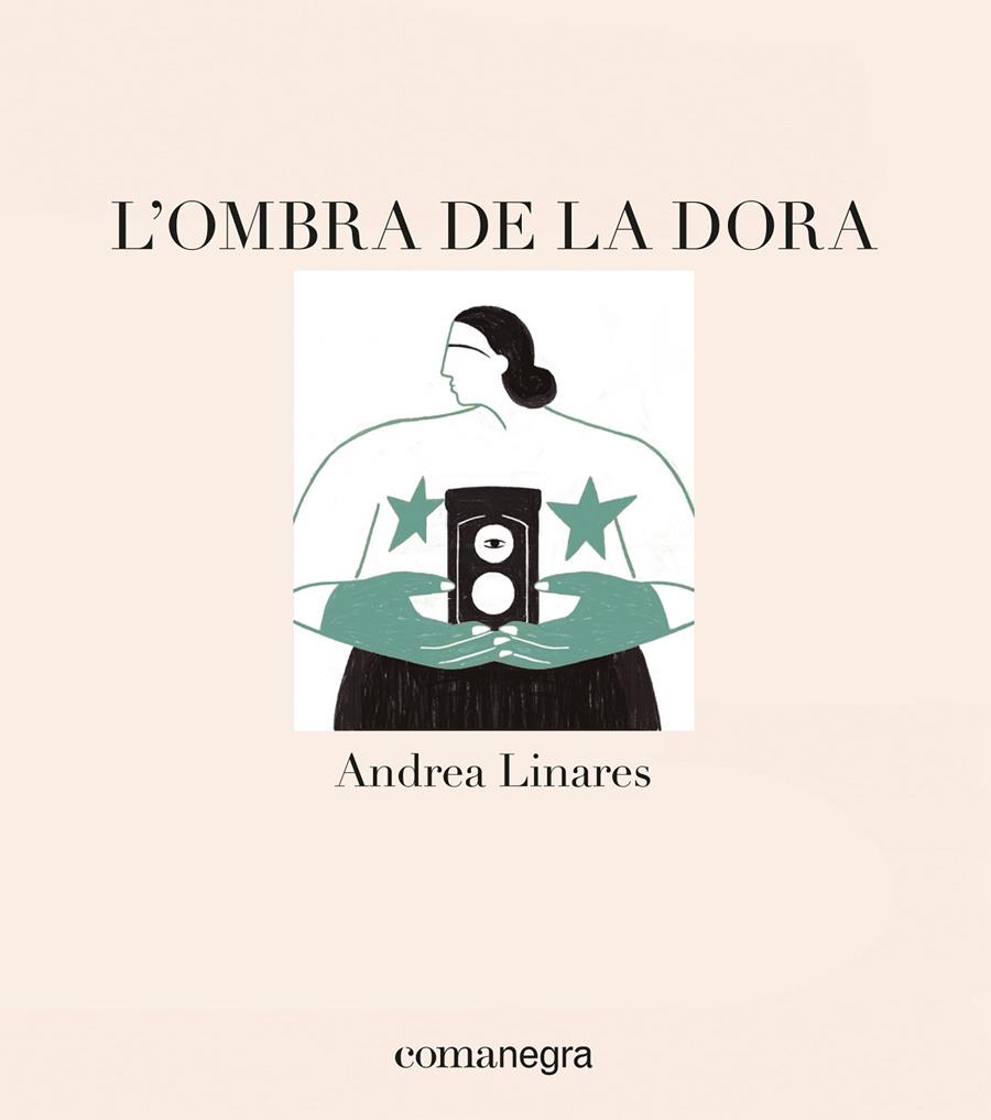 L'OMBRA DE LA DORA | 9788418022715 | LINARES, ANDREA | Galatea Llibres | Llibreria online de Reus, Tarragona | Comprar llibres en català i castellà online