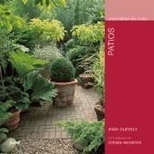 PATIOS. JARDINERÍA EN CASA | 9788480767583 | CLEVELY, ANDI | Galatea Llibres | Librería online de Reus, Tarragona | Comprar libros en catalán y castellano online