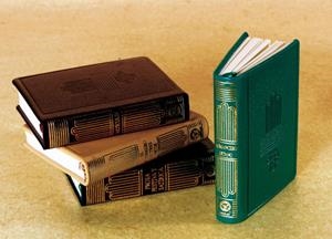 HISTORIAS DE CRONOPIOS Y DE FAMAS | 9788403098046 | CORTAZAR, JULIO (1914-1984) | Galatea Llibres | Llibreria online de Reus, Tarragona | Comprar llibres en català i castellà online