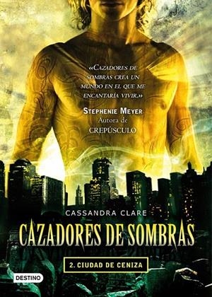 CIUDAD DE CENIZA (CAZADORES DE SOMBRAS, 2) | 9788408087533 | CLARE, CASSANDRA | Galatea Llibres | Librería online de Reus, Tarragona | Comprar libros en catalán y castellano online