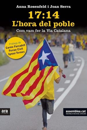 17:14 L'HORA DEL POBLE + DVD | 9788415642657 | ROSENFELD I VILALTA, ANNA/SERRA I GUIXÀ, JOAN | Galatea Llibres | Llibreria online de Reus, Tarragona | Comprar llibres en català i castellà online