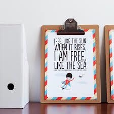 LAMINAS SUPERBRITANICO 'FREE LIKE THE SUN, WHEN IT RISES, I AM FREE, LIKE THE SEA' | 8432715075950 | Galatea Llibres | Librería online de Reus, Tarragona | Comprar libros en catalán y castellano online