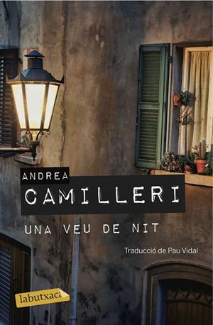 UNA VEU DE NIT | 9788416600816 | CAMILLERI, ANDREA | Galatea Llibres | Llibreria online de Reus, Tarragona | Comprar llibres en català i castellà online