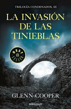 LA INVASIÓN DE LAS TINIEBLAS. TRILOGIA CONDENADOS 3 | 9788466344517 | COOPER, GLENN | Galatea Llibres | Librería online de Reus, Tarragona | Comprar libros en catalán y castellano online