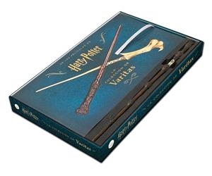 HARRY POTTER: LA COLECCIÓN DE VARITAS (LIBRO + VARITA) | 9788467941647 | PETERSON, MONIQUE | Galatea Llibres | Llibreria online de Reus, Tarragona | Comprar llibres en català i castellà online