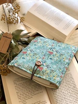 FUNDA LLIBRE "NATURE" TALLA M | FUNDANATUREM | Galatea Llibres | Librería online de Reus, Tarragona | Comprar libros en catalán y castellano online