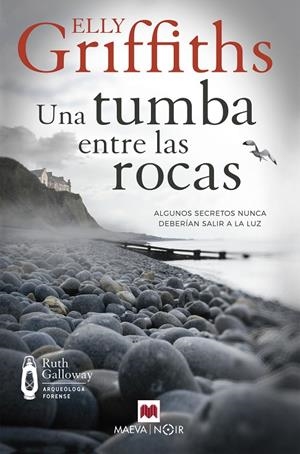 UNA TUMBA ENTRE LAS ROCAS | 9788419110121 | GRIFFITHS, ELLY | Galatea Llibres | Llibreria online de Reus, Tarragona | Comprar llibres en català i castellà online
