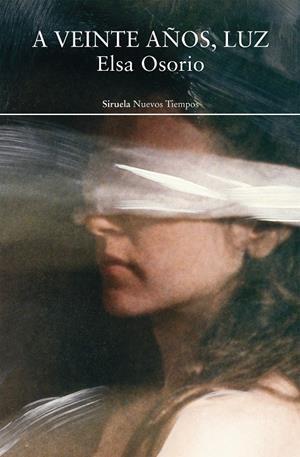 A VEINTE AÑOS, LUZ | 9791388032738 | OSORIO, ELSA | Galatea Llibres | Llibreria online de Reus, Tarragona | Comprar llibres en català i castellà online